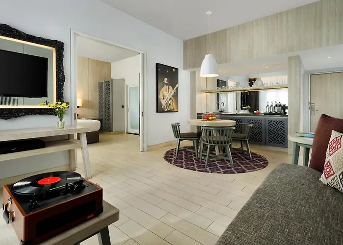 Hard Rock Bali 5*