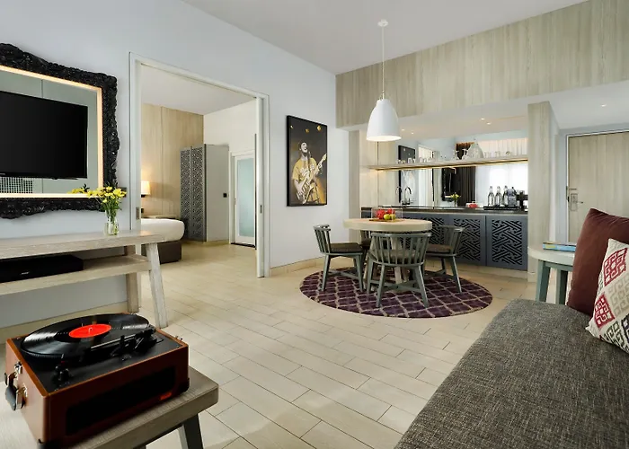 Hard Rock Bali 5* Kuta (Bali)
